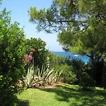 Residenza Chrysalis Bay Lägenhetshotell 2*
